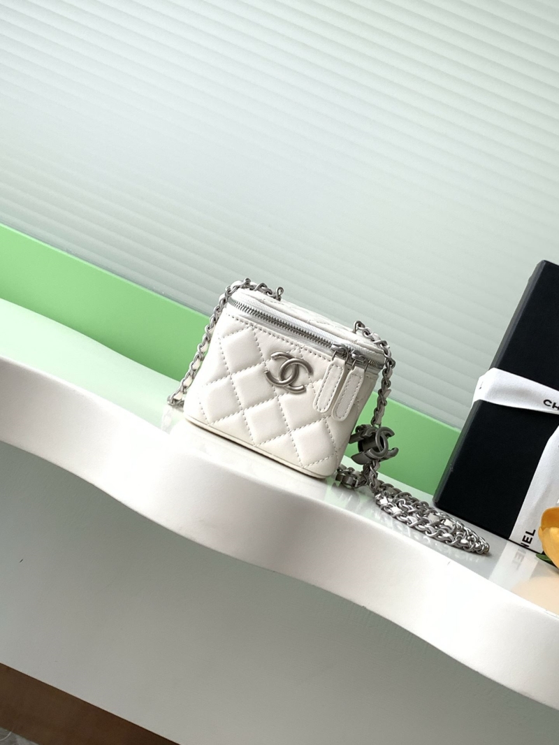 Ch**el cosmetic bags